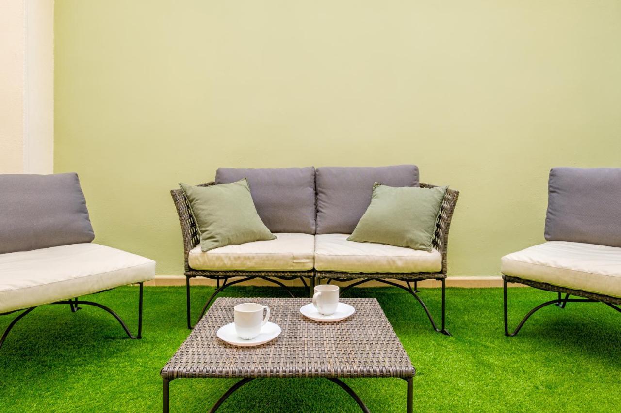 Appartement With Fluffy Beds & Private Patio